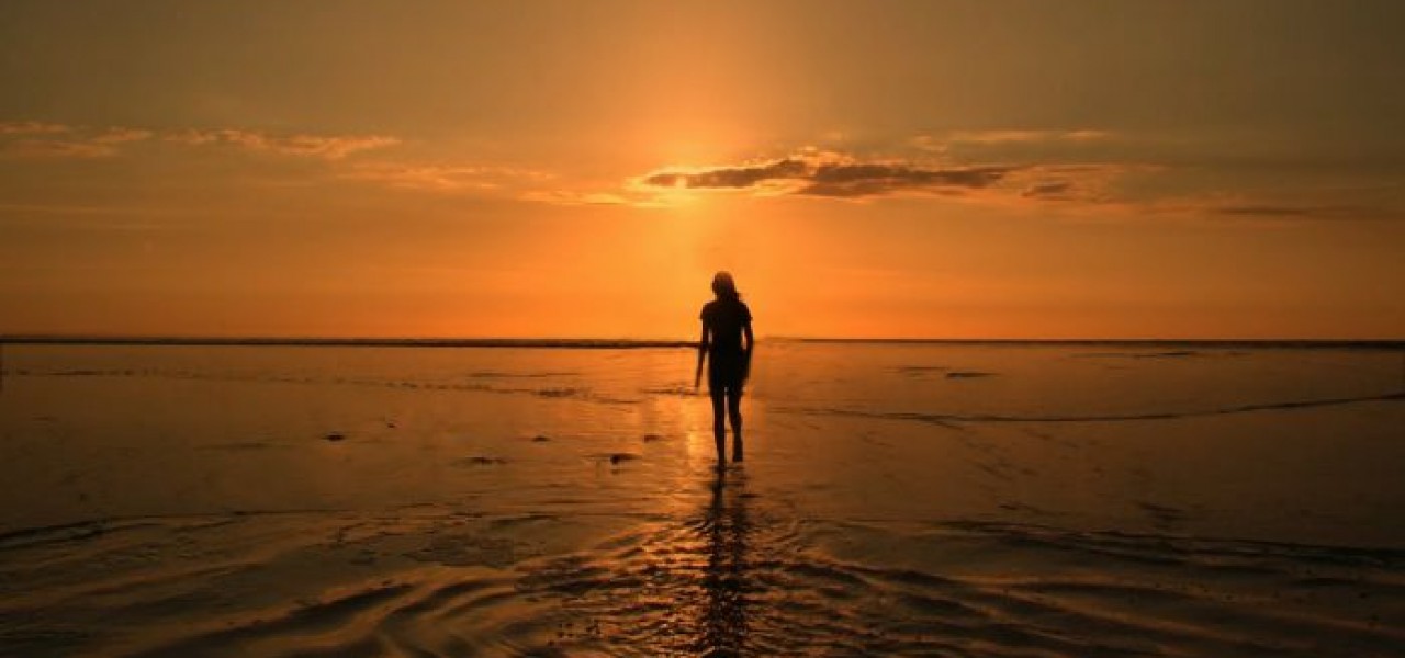 The Loners. Astrology Indications